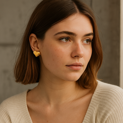 18K gold heart shape earring