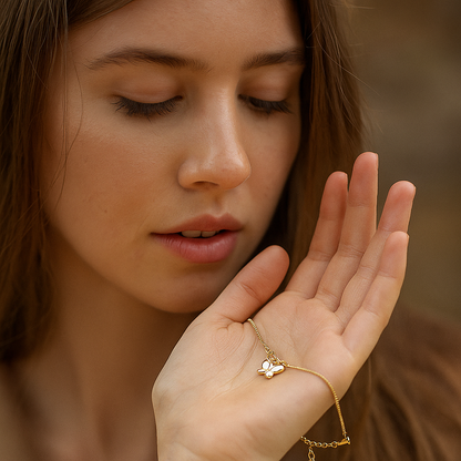 18Kt Butterfly Charm Bracelet