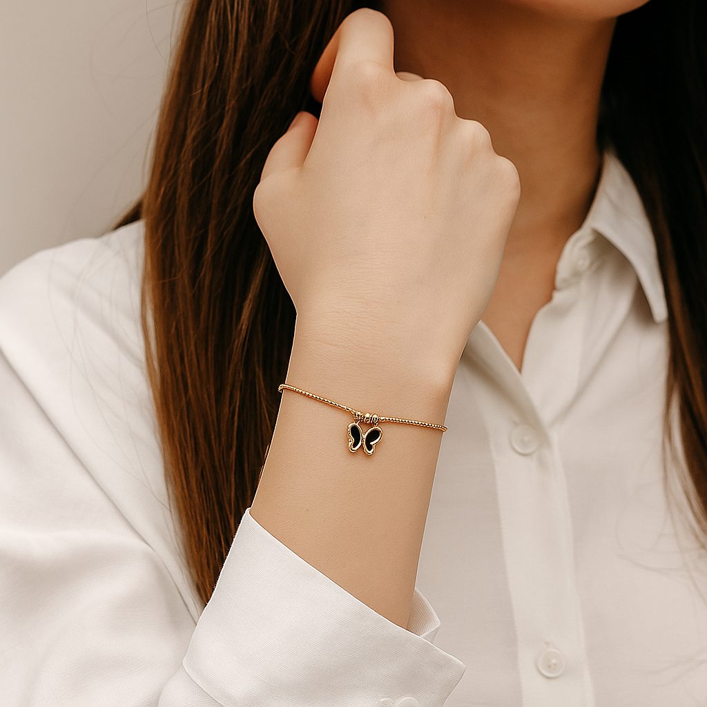 18Kt Butterfly Charm Bracelet