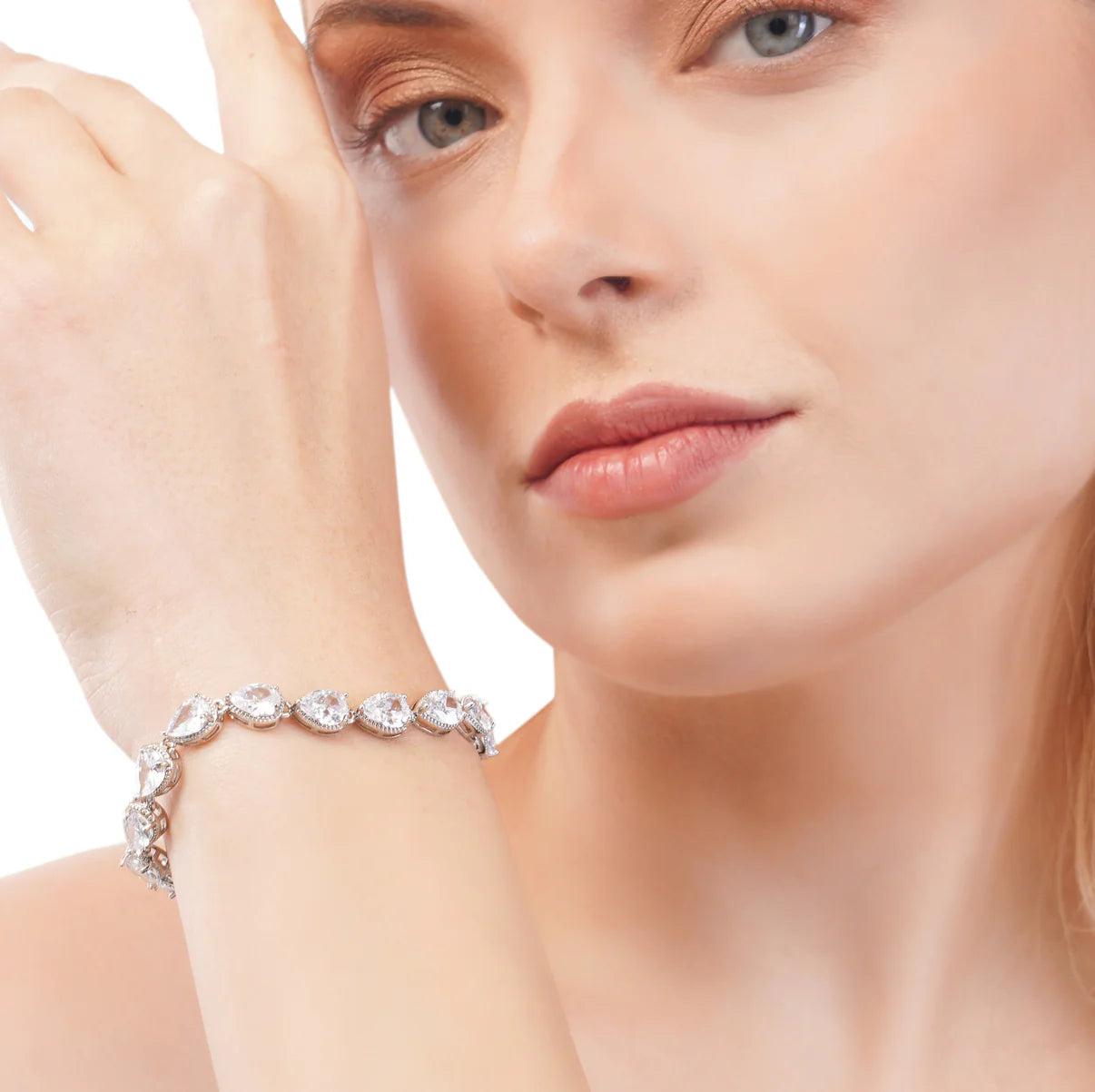 Silver Water Drop Solitaire Bracelet