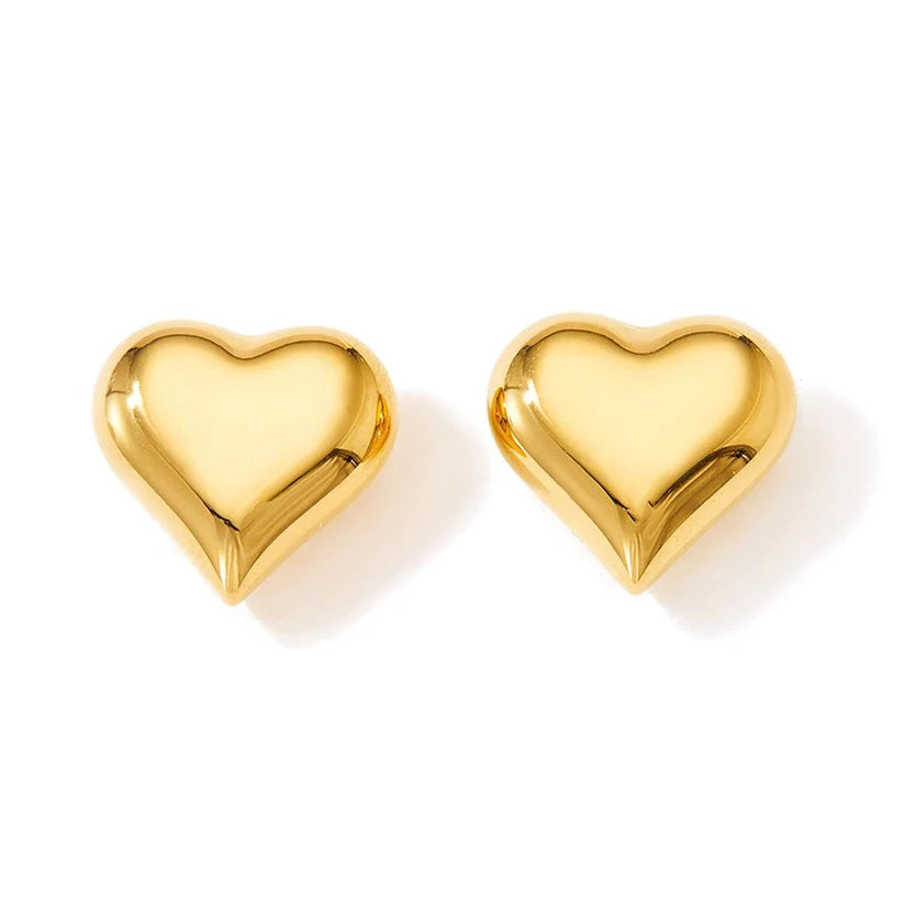 18K heart shaped gold stud earring